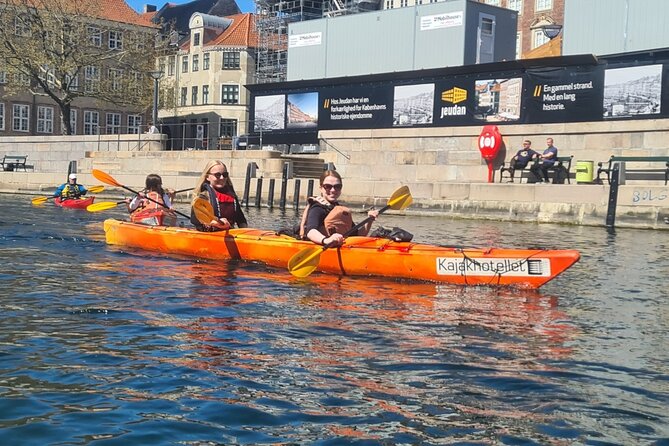 2 Hours Guided Kayak Tour in Copenhagen Harbor - Why the guide’s storytelling is the main feature
