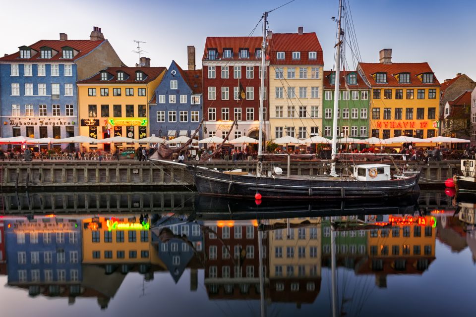 3-Hour Private Copenhagen Walking Tour - Christiansborg Palace: where Denmark’s public story happens