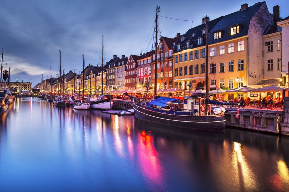 3-Hour Private Copenhagen Walking Tour - Little Mermaid to Nyhavn: quick storytelling, then harbor reality