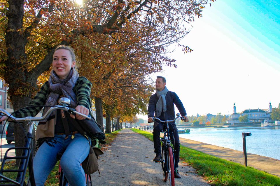 Copenhagen: 1.5-Hour City Highlights Bike Tour - Rain happens: what to wear and how the tour handles bad weather