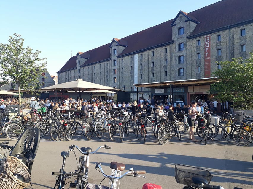 Copenhagen: 2,5-Hour 'Must See' Bike Tour with a Local Guide - Quick hits
