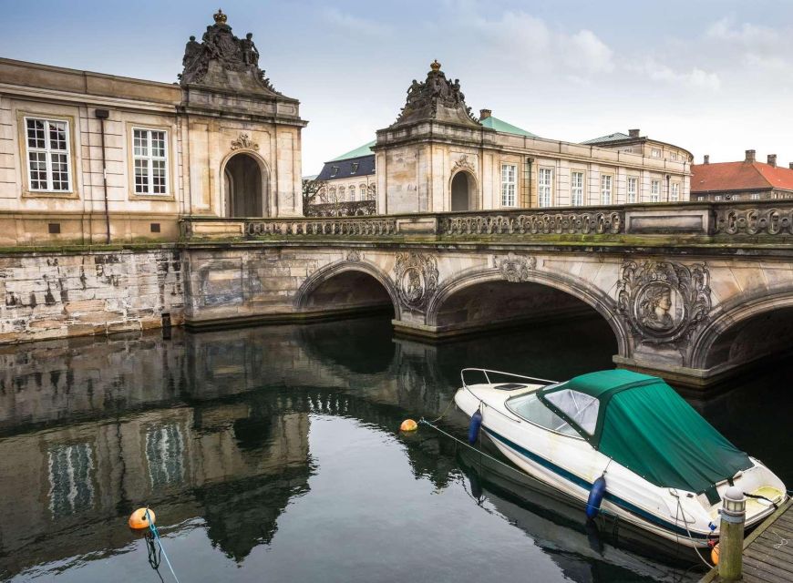 Copenhagen: Canal Boat Cruise & Old Town/Nyhavn Walking Tour - The 3-hour vs 4-hour option: what you gain, what you trade