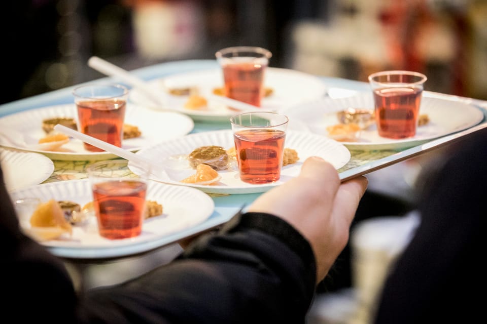 Copenhagen: Evening Gourmet Walk with Food & Drinks Tasting - How the tour builds toward a real fish dinner