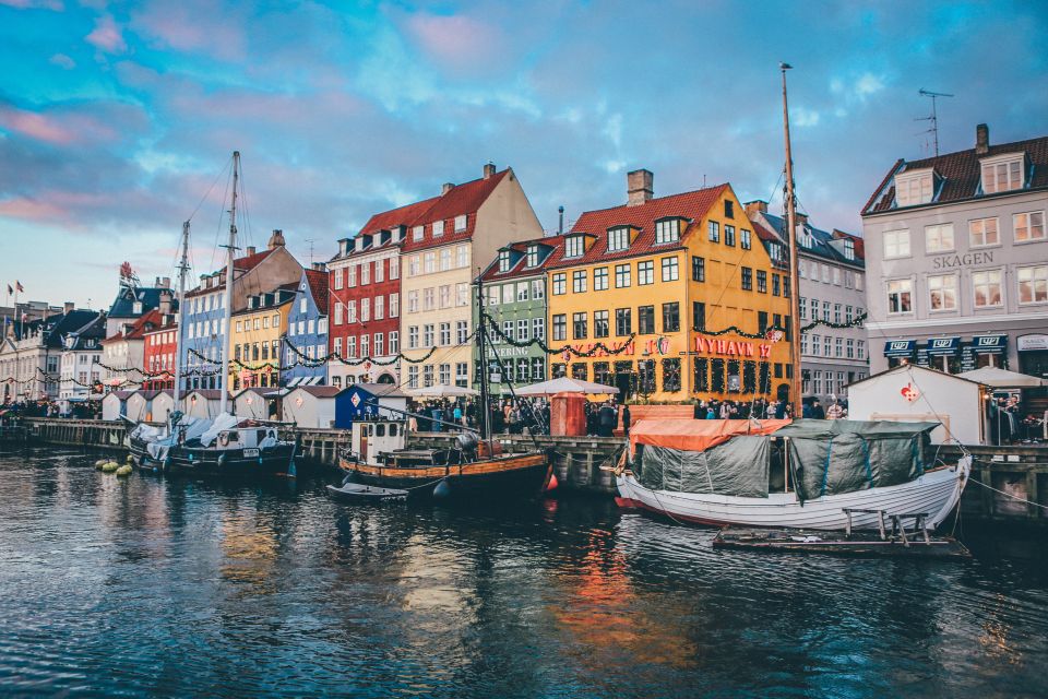 Copenhagen: Express Walk with a Local in 60 minutes - Starting at Copenhagen City Hall: quick orientation, no wasted steps