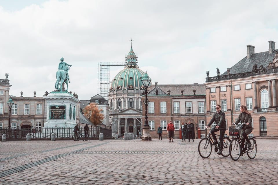 Copenhagen: Guided Walking Tour in French - Key highlights worth looking forward to