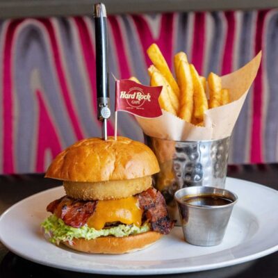 Copenhagen: Hard Rock Cafe with Set Menu for Lunch or Dinner - Skip-the-line plus small group seating: how it plays out in real life