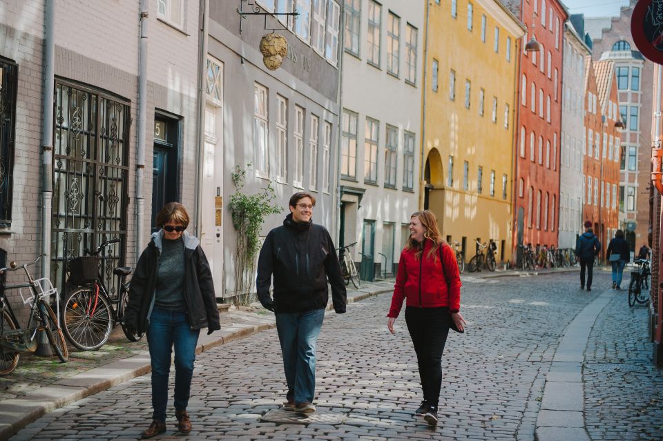 Copenhagen: Hygge and Happiness Culture Walking Tour - Flødeboller, Coffee, and Chocolate: The Tasting Stops That Teach Culture