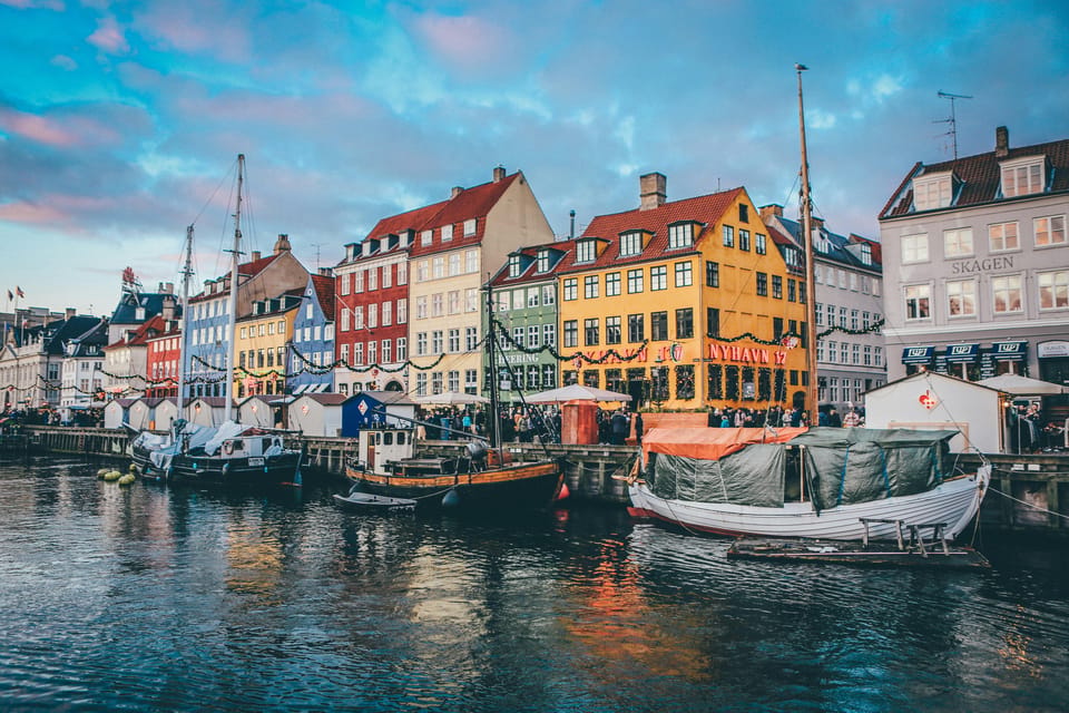 Copenhagen: Hygge & Highlights Walking Tour with Local Guide - Key things that make this tour worth your time