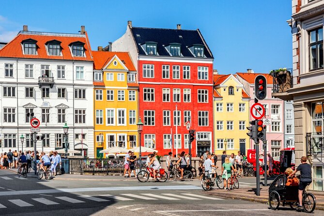 Copenhagen Little Mermaid Exploration Game and Self-Guided Tour - Stop-by-stop in central Copenhagen (what you’ll see and why it matters)