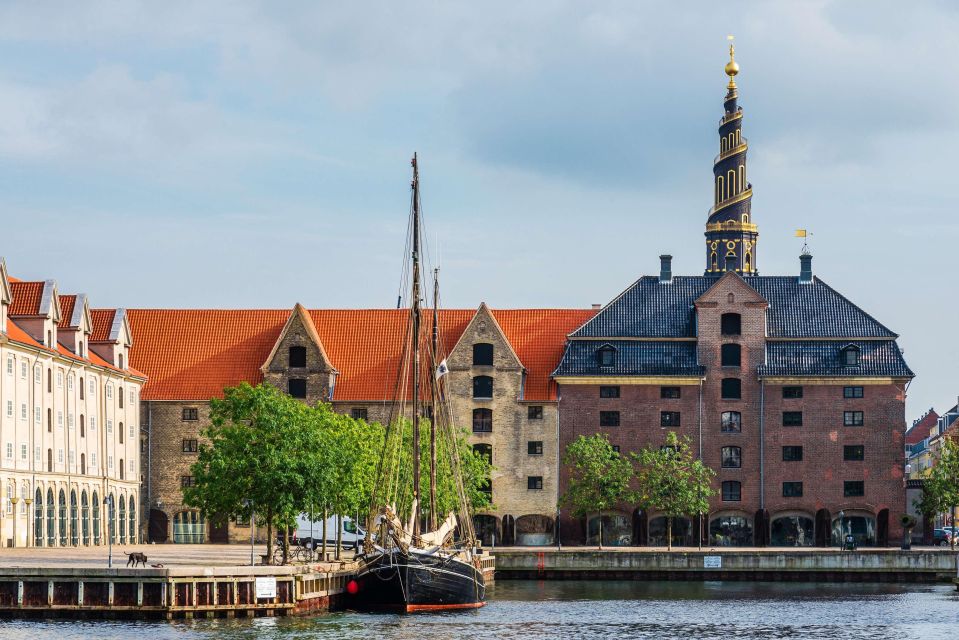 Copenhagen Old Town, Nyhavn, Canal Walking Tour & Christiana - Accessibility and Comfort: Good to Know Up Front