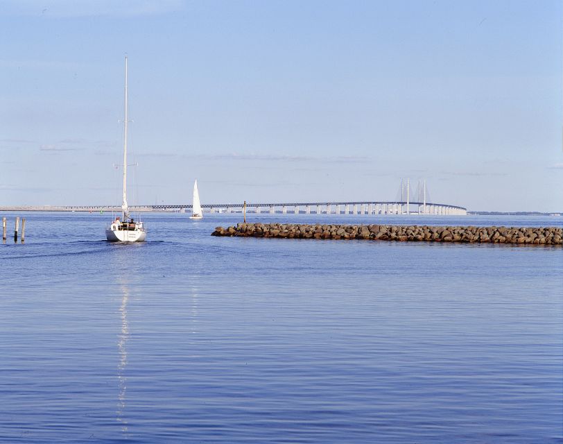Copenhagen: Tour Across the Øresund Bridge to Lund and Malmö - Lund Cathedral and medieval streets you can still feel
