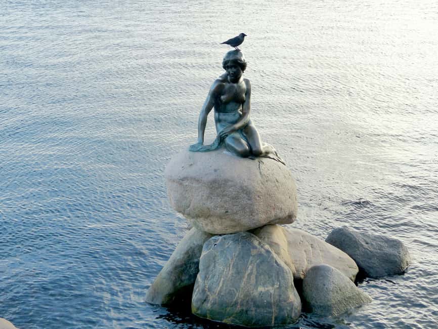 Copenhagen: Tour with Private Guide - Christiansborg Palace to the Little Mermaid: the landmark spine of the walk