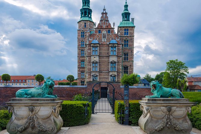 Copenhagen Walking Tour: Highlights and Hygge w/Lunch - Kastellet Fortress: Where the City Noise Fades
