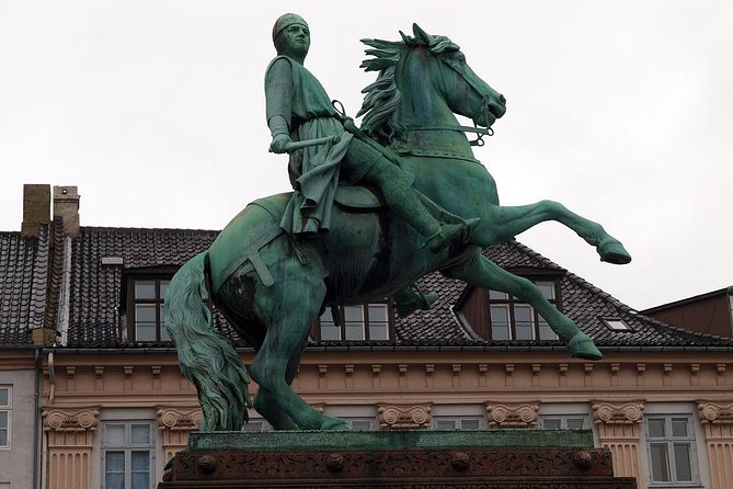 Explore Copenhagen: Self-Guided Audio Tour - Stop 3: Rosenborg Castle and King Christian IV’s building wave