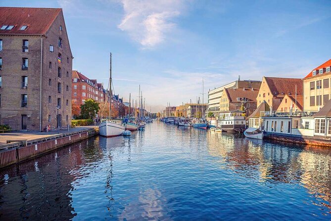 Hippies & Christianshavn Walking Tour - Stop 5: Christianshavn canals and the ending outside Christiania