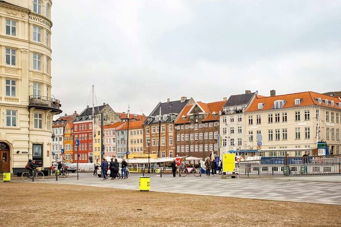 Hippies & Christianshavn Walking Tour - Where you start (and why the orange umbrella matters)