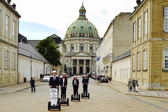 Segway Winter Tour 90 Minutes - Amalienborg and the Military-Fort Finale