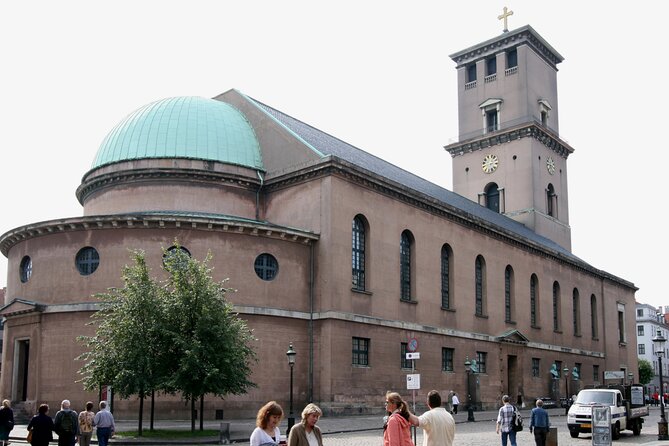 The Philosopher's Last Walk: An audio tour on the life of Søren Kierkegaard - Getting started at Nytorv 2: a smooth opening